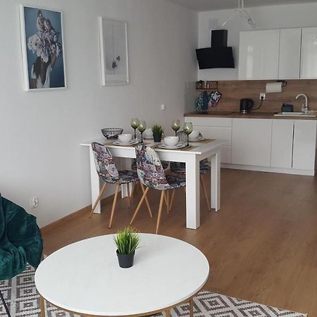 Apartament Szmaragdowy Zakatek Kolobrzeg Exterior photo