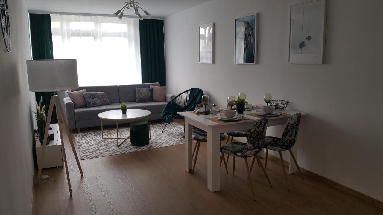 Apartament Szmaragdowy Zakatek Kolobrzeg Exterior photo